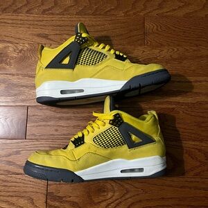 Air Jorden 4 Retro Lighting 2021